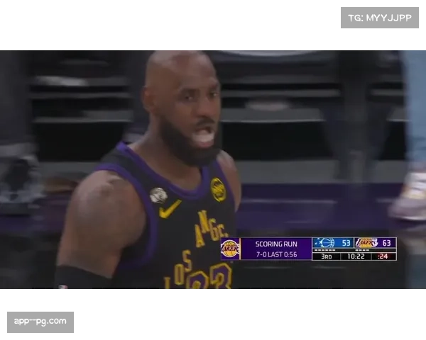 湖人里夫斯承担更多组织任务 詹姆斯减负下轮换角色微调